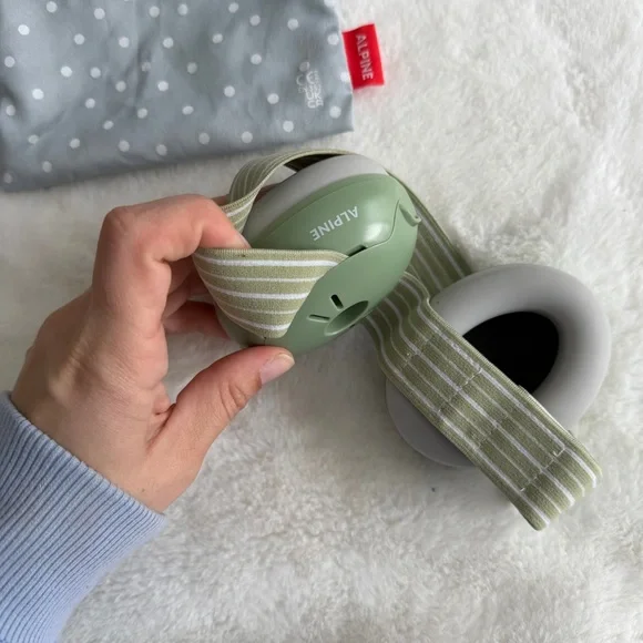 Alpine Muffy Baby Ear Protection Green - Picture 5 of 7